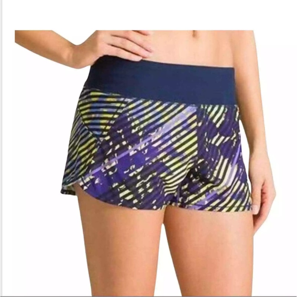 Athleta Pulse Printed Running Shorts 2.5" Size Small